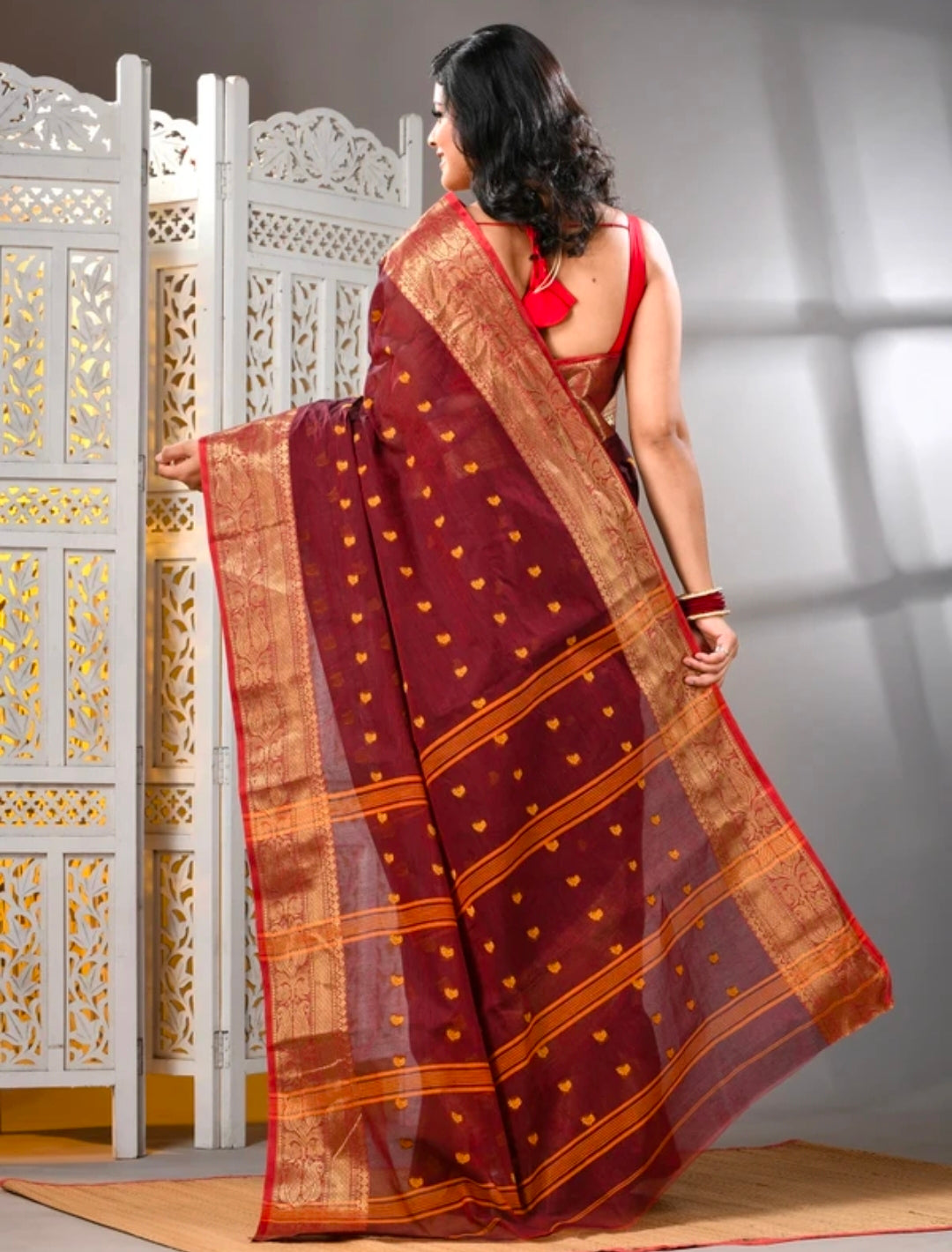 WoodenTant
Woven Tant Pure Cotton Saree (Maroon)