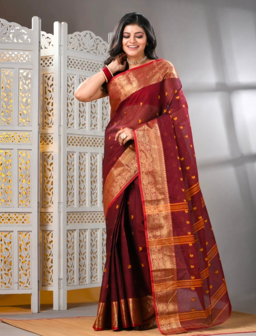 WoodenTant
Woven Tant Pure Cotton Saree (Maroon)